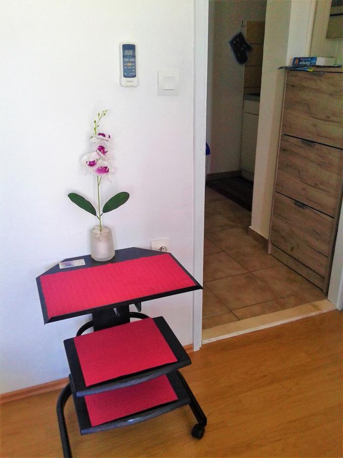 Apartment Vesna Milna  Exterior photo